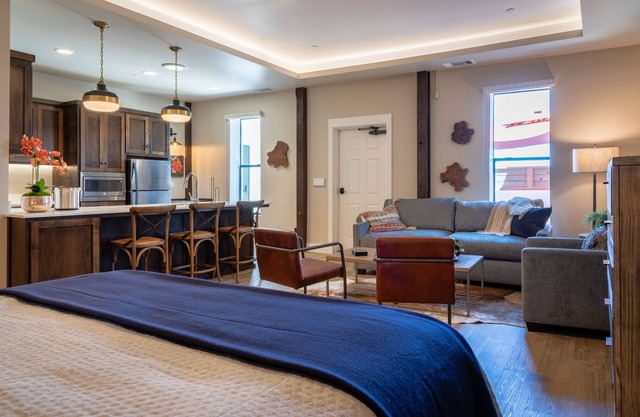 Gracious Suite Living Above Downtown Paso Robles!