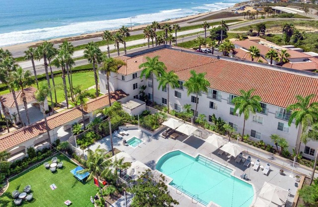 Hilton Garden Inn Beach 