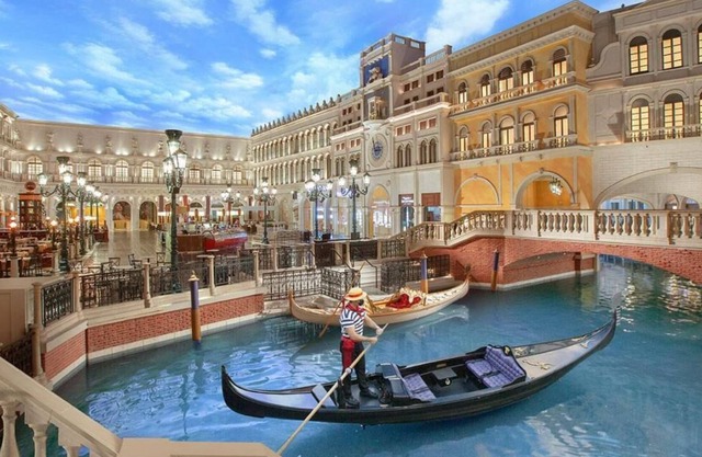 Vegas Adventure 