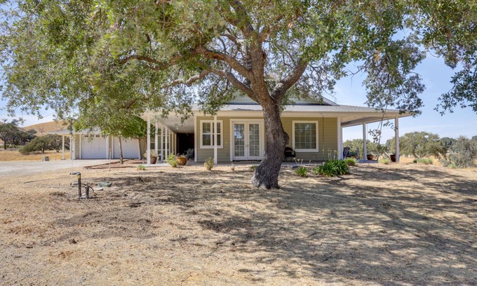 Paso Robles House | 250 m² House ∙ 4 bedrooms ∙ 8 guests