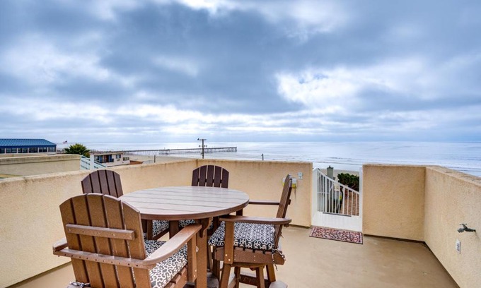 Downtown House | 271 Wadsworth