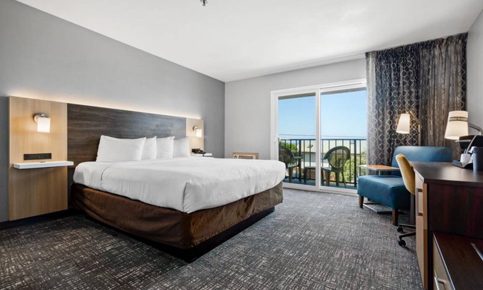Morro Bay Hotel | 31 m² Hotel ∙ 127 guests