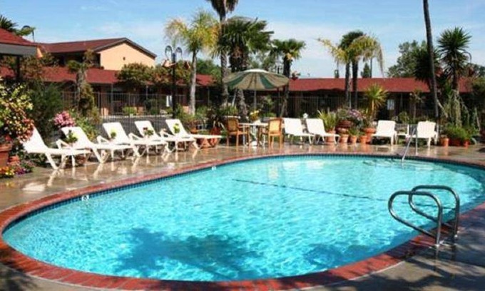 Paso Robles Hotel | 37 m² Hotel ∙ 127 guests