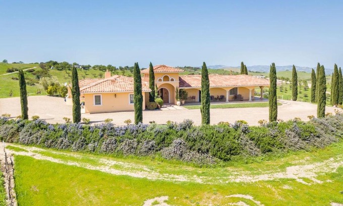 Templeton Villa | Aterno Estate & Vineyard, Main House & Guest House
