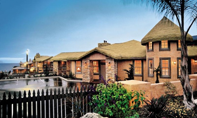 Motel District Hotel | Cottage Inn by The Sea