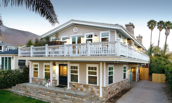 Shell Beach House | Dreamy Beach House!!