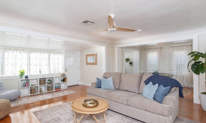 Arroyo Grande House | Family Retreat | Stunning Views | Modern Amenities