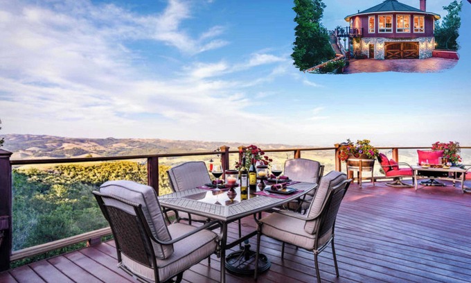 Templeton House | Hilltop Round House Sanctuary