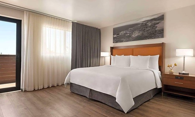 San Luis Obispo Hotel | La Quinta Inn & Suites by Wyndham San Luis Obispo Downtown