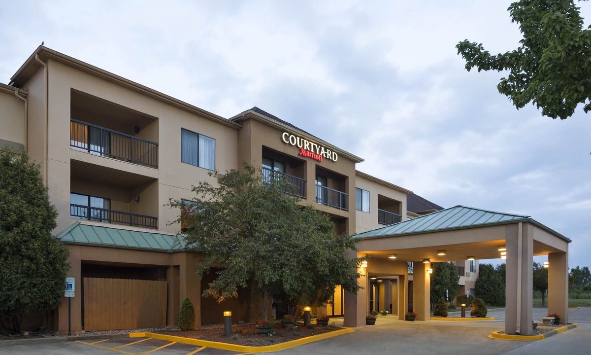 Springfield Hotel | Courtyard by Marriott Springfield