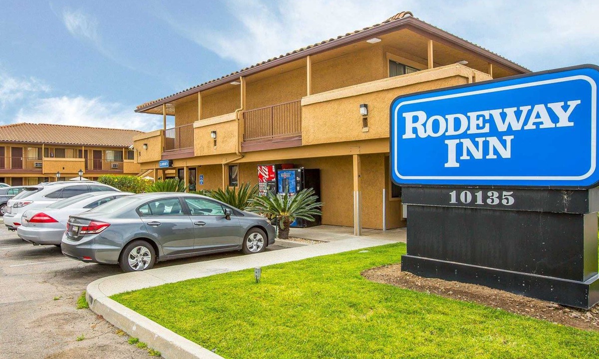 Santee Hotel | Rodeway Inn Santee San Diego East