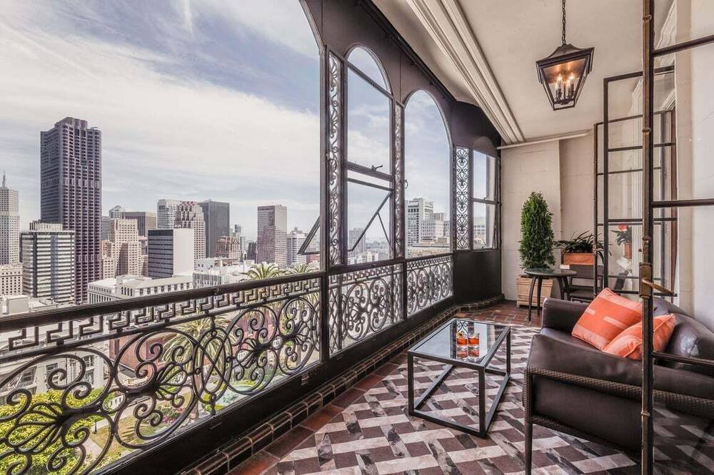 Nob Hill House | 1-Bedroom Suite at a 5⭐️ Hotel