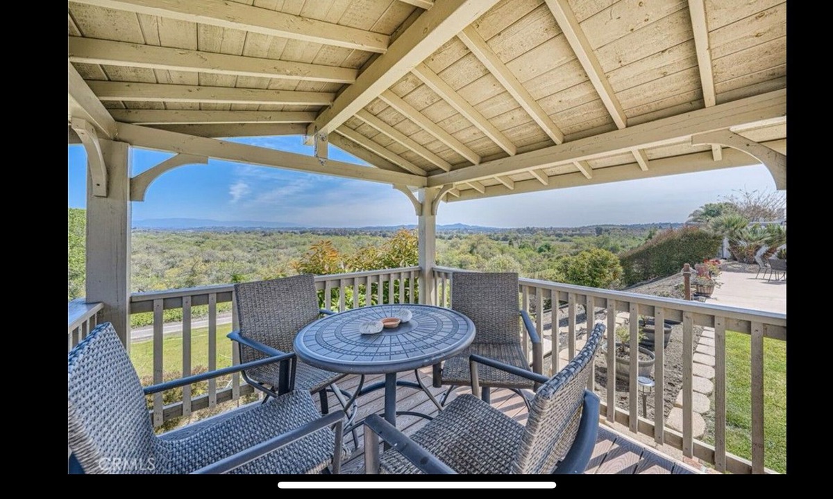 Guajome House | Charming 1-bedroom with private bathroom and amazing view with AC, WiFi