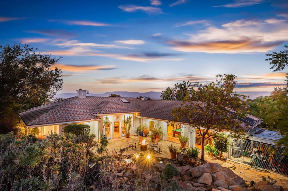 Valley Center Resort | Private Home on 9 Acres, View. Salt Water Pool & Spa. CLEAN FEE WAIVED