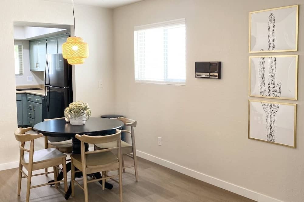 Yuma House | The Hillside Hacienda located in the heart of Yuma. Hospital Nearby.