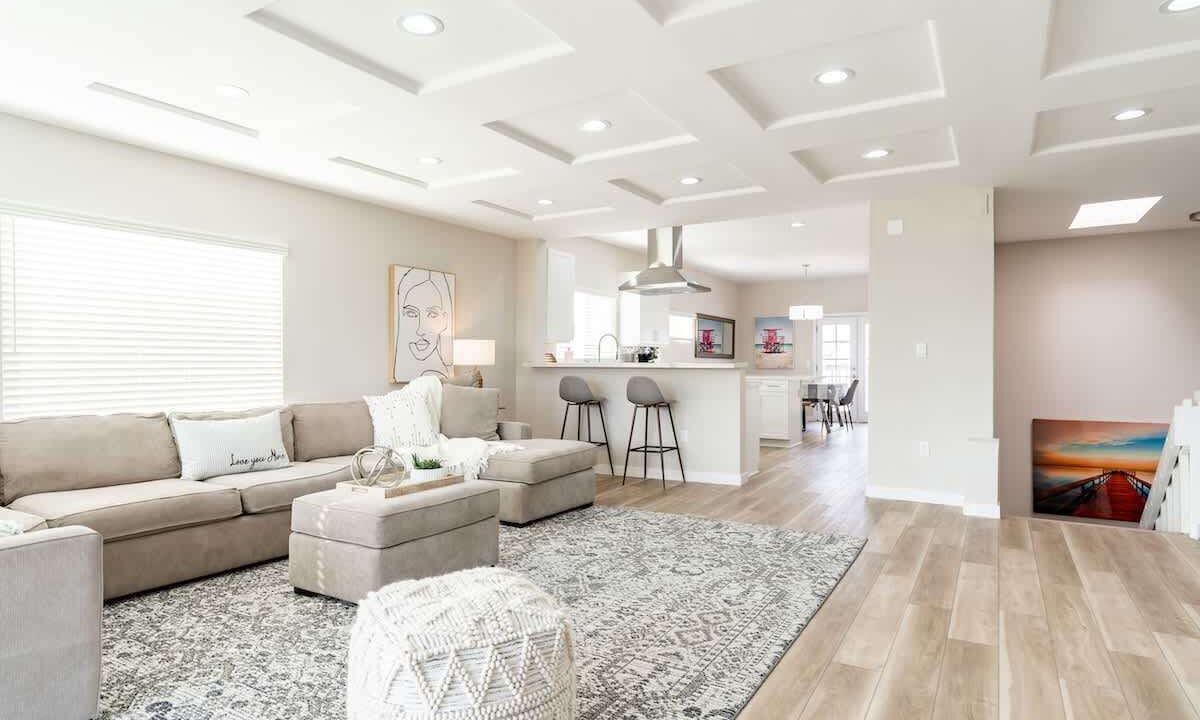Ocean Beach Apartment | 1 Block to Sand Stylish 6BR complex