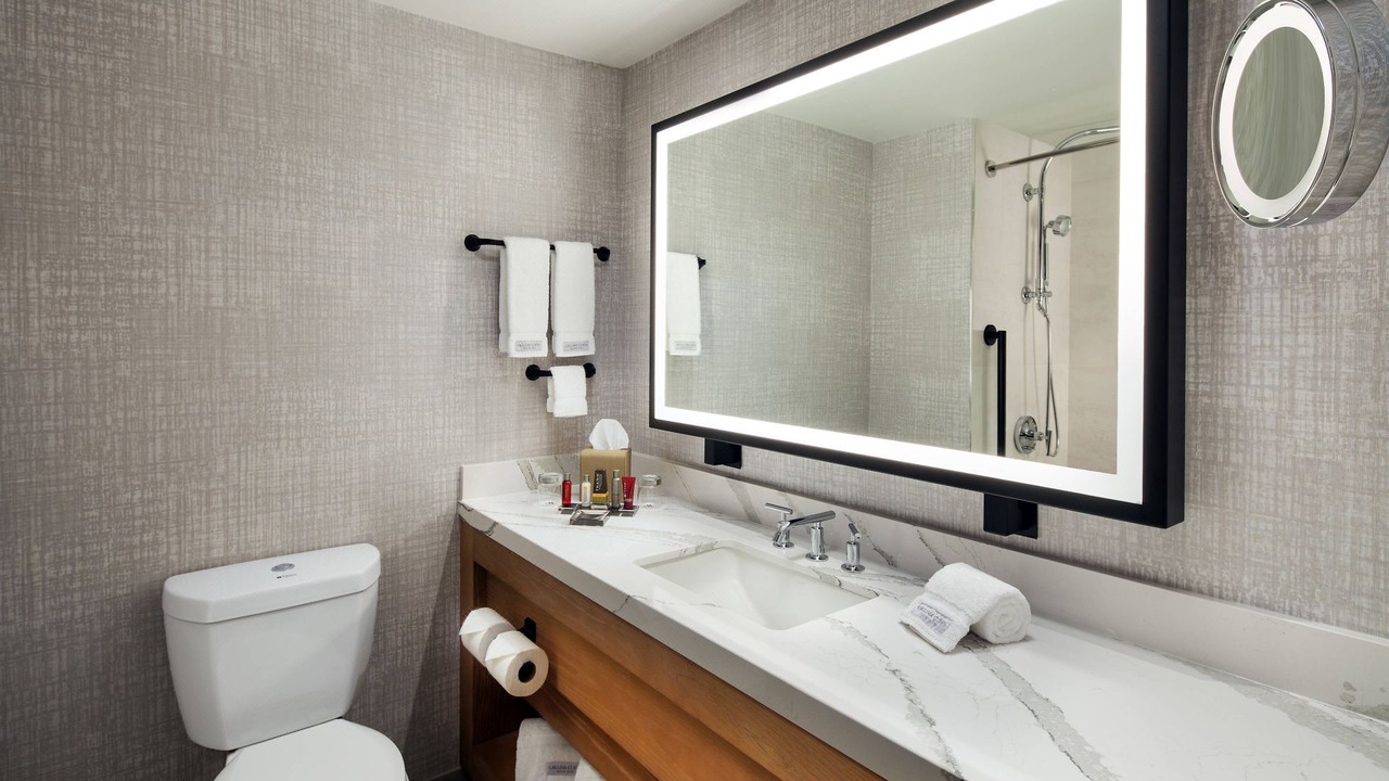 Photo of Bathroom in Lantern District