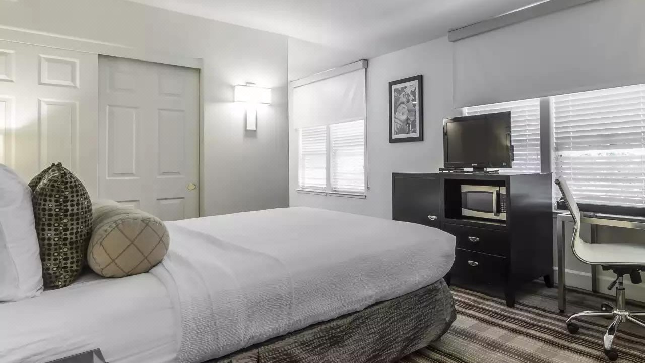 Photo of Bedroom in Downtown Sacramento