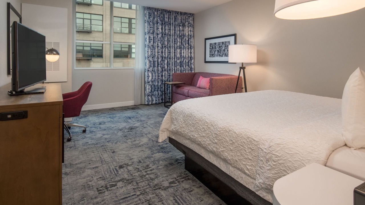 Photo of Bedroom in Pearl District