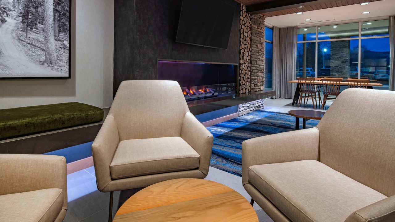 Photo of Livingroom in Downtown Klamath Falls