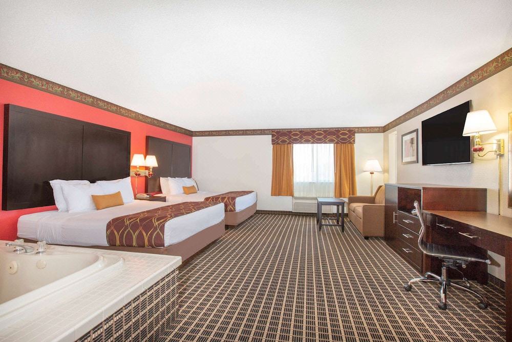 Photo of Livingroom in Redding