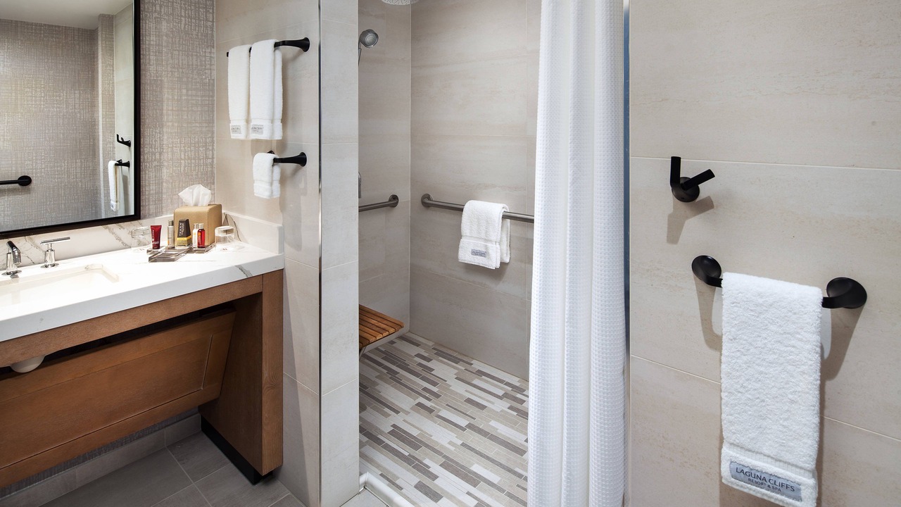 Photo of Bathroom in Lantern District