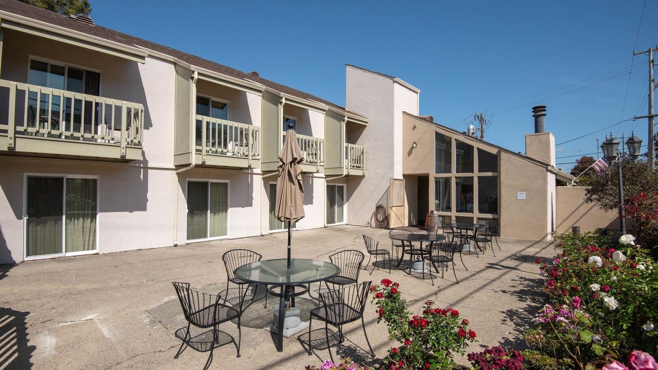 Photo of Buildings in Lighthouse District