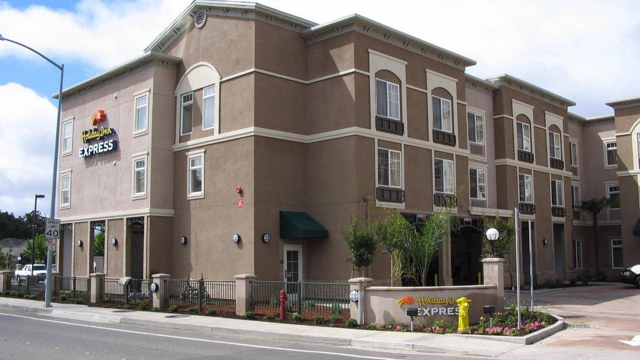 Photo of Buildings in Windsor