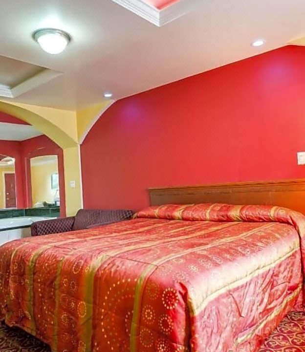 Photo of Bedroom in Orange