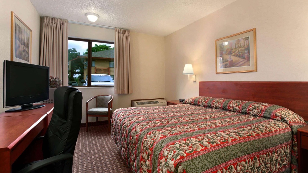 Photo of Bedroom in Sumner