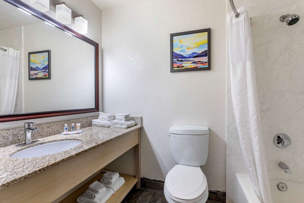 Photo of Bathroom in Miramar