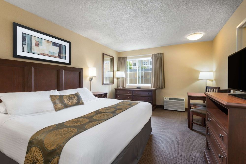 Photo of Bedroom in Marina District