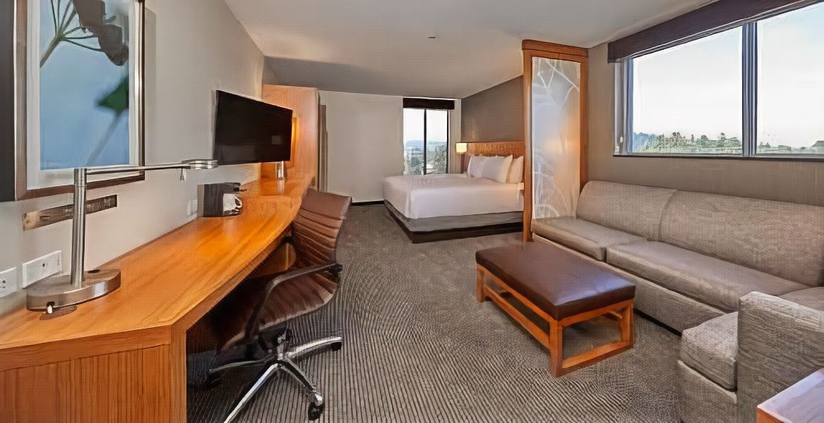 Photo of Livingroom in Cal Young