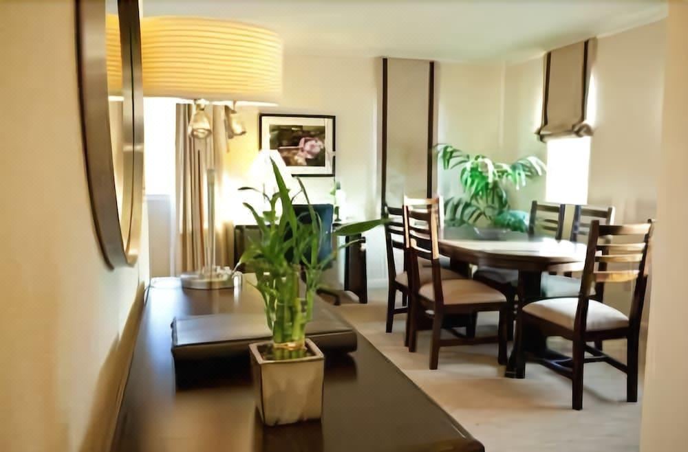 Photo of Livingroom in Palo Alto