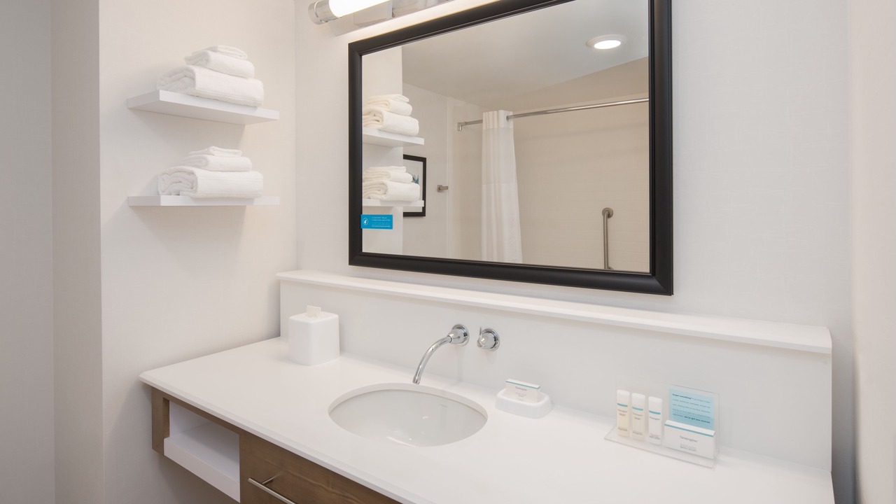 Photo of Bathroom in Pearl District