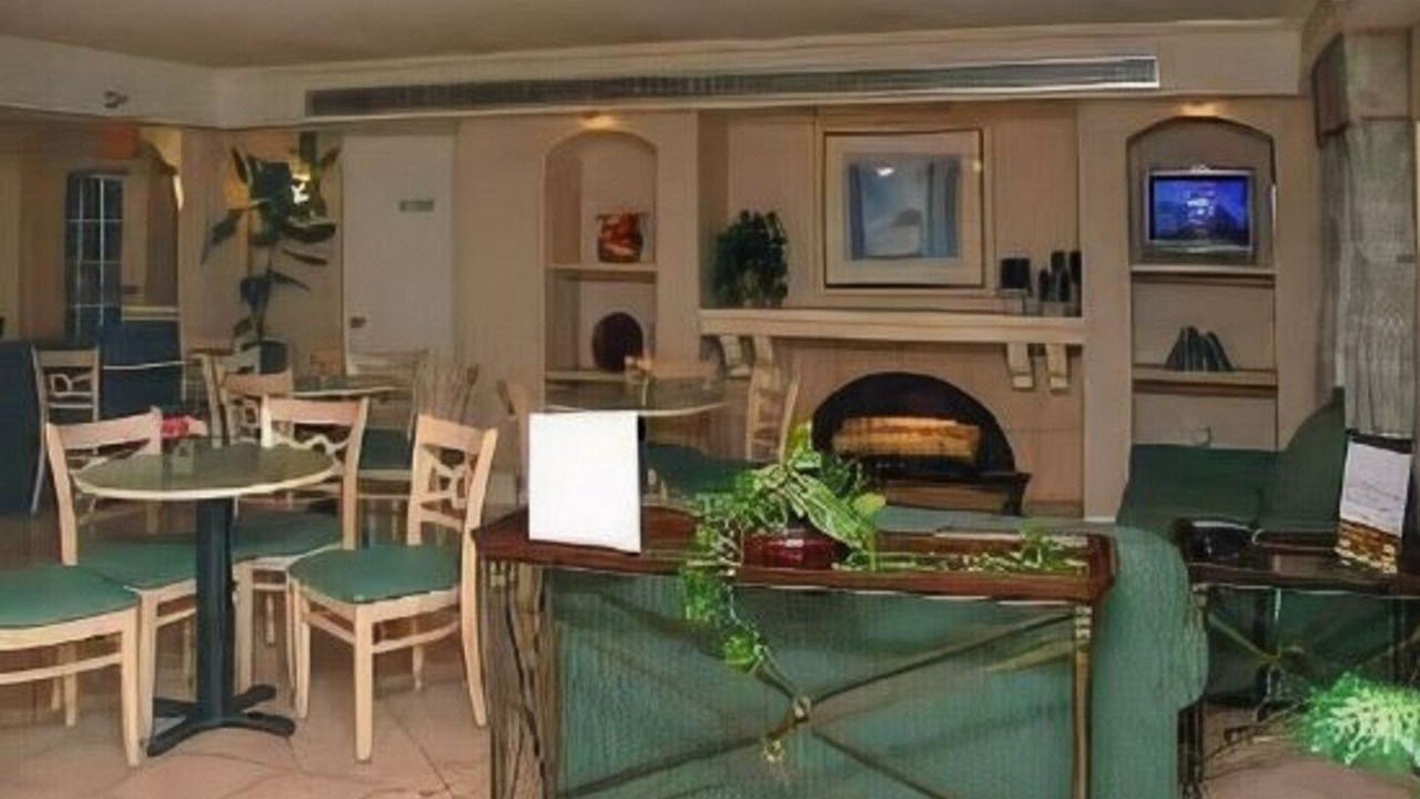 Photo of Livingroom in Bakersfield