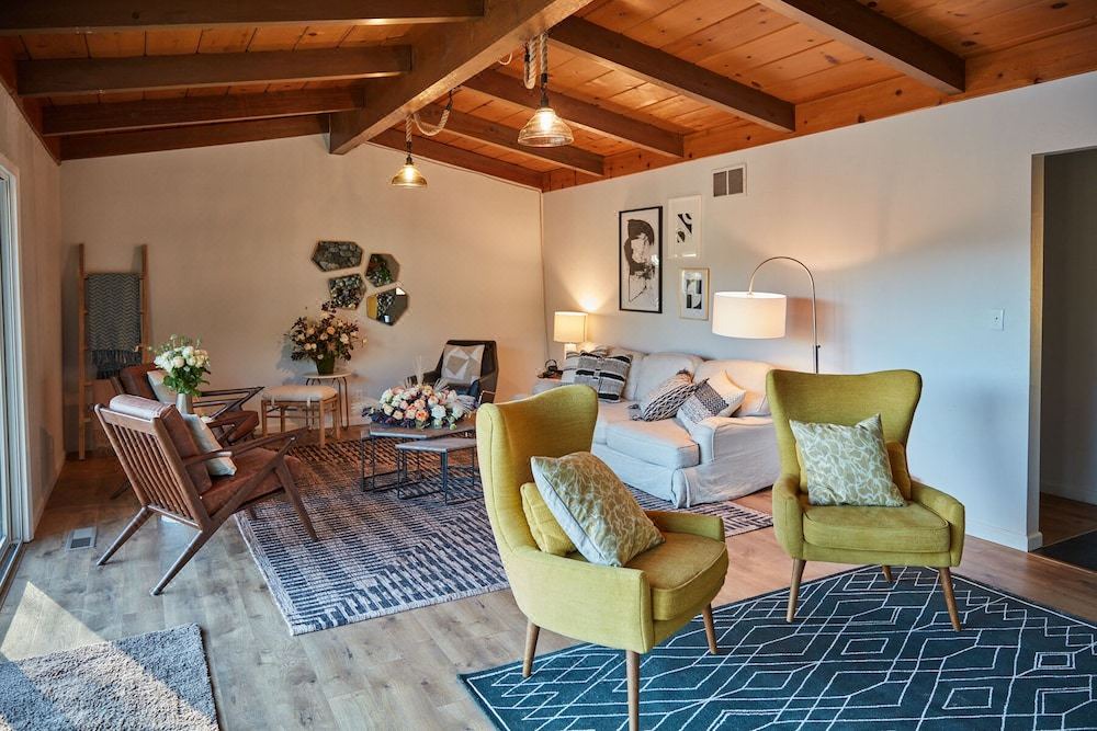 Photo of Livingroom in Clear Lake