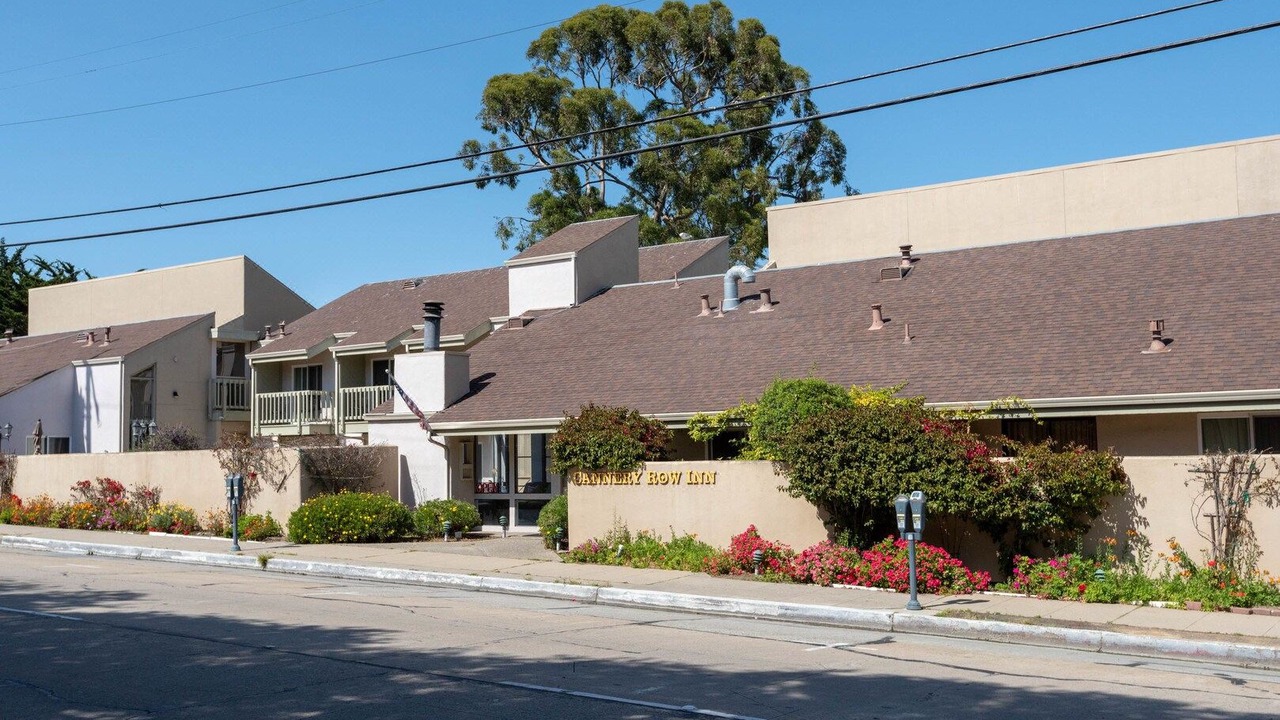 Photo of Buildings in Lighthouse District