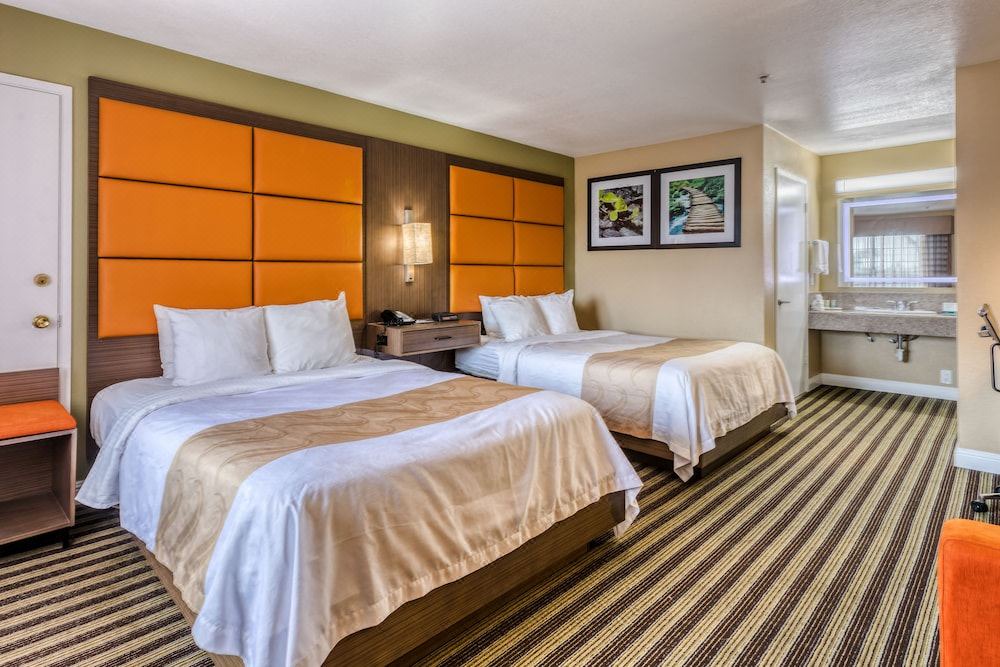 Photo of Bedroom in Salinas