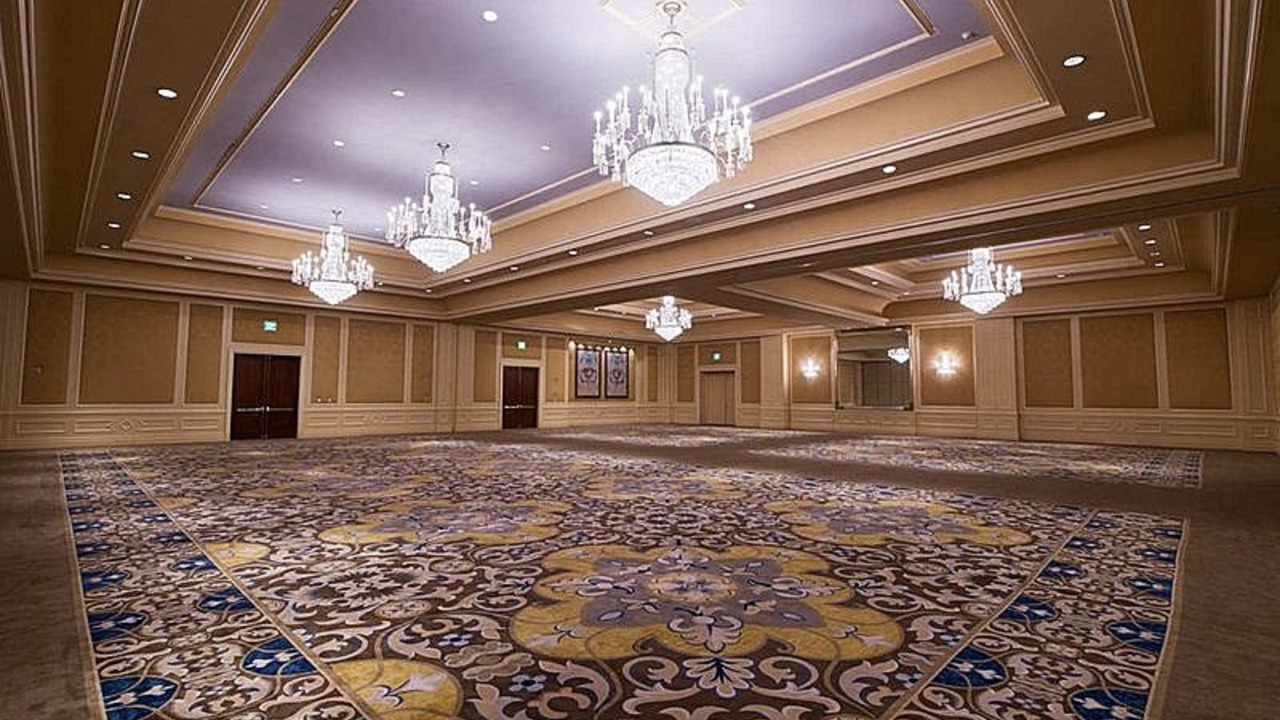 Photo of Buildings in Lake Las Vegas