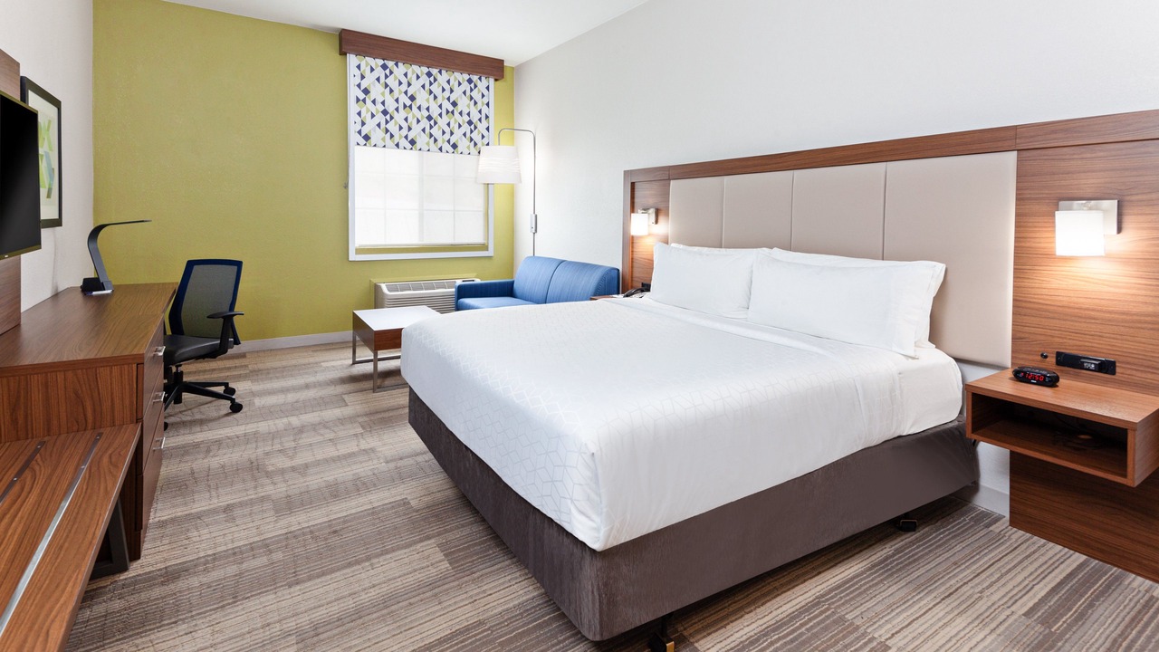 Photo of Bedroom in Scripps Ranch