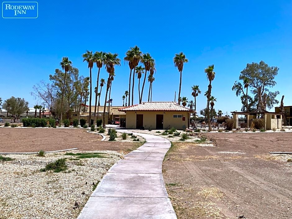 Photo of Buildings in El Centro