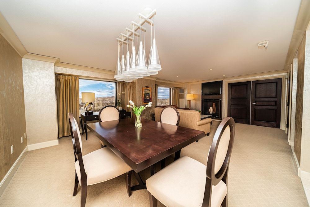Photo of Livingroom in Downtown Reno