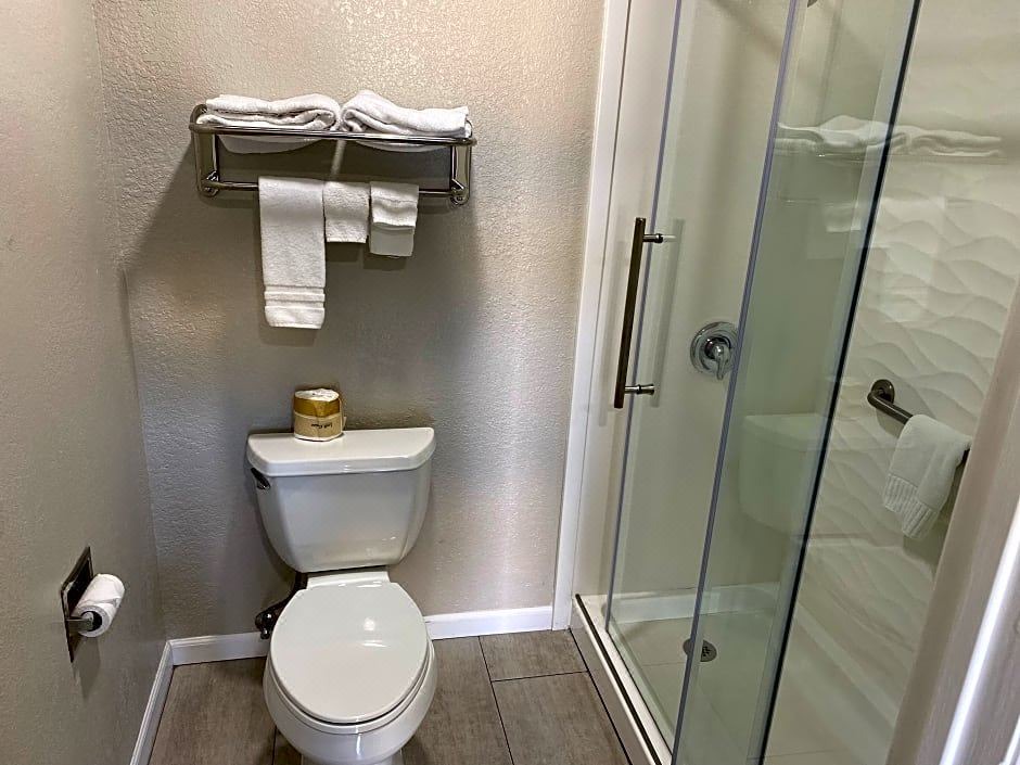 Photo of Bathroom in North Junior College Neighborhood Association
