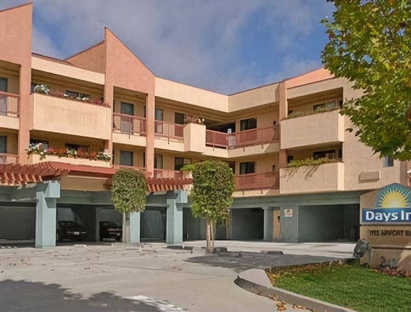 Photo of Buildings in Paradise Valley