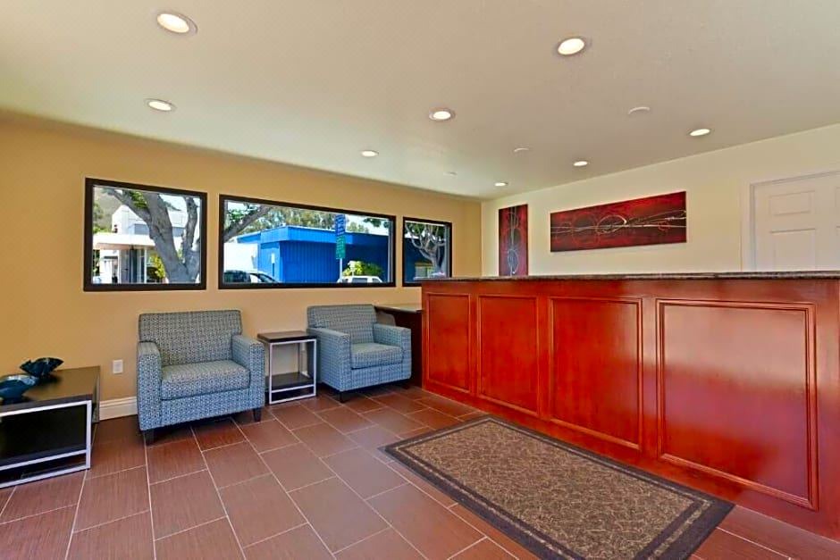 Photo of Livingroom in Downtown