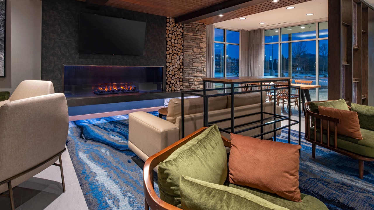 Photo of Livingroom in Downtown Klamath Falls