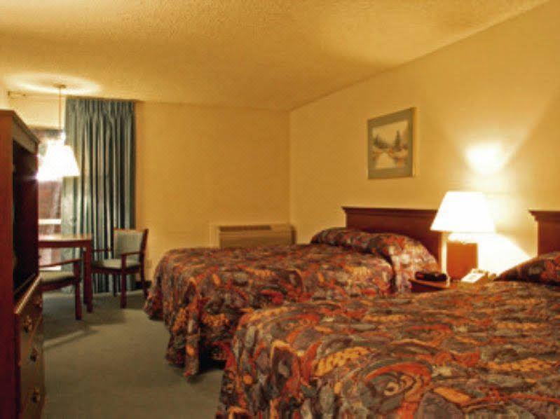 Photo of Bedroom in Raisin