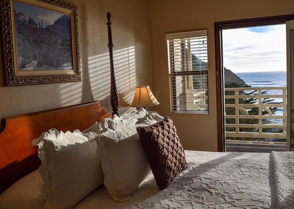 Photo of Bedroom in Point Arena