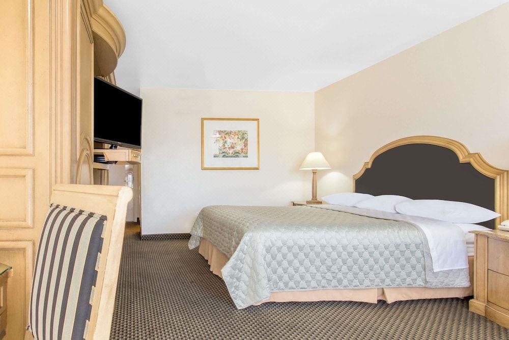 Photo of Bedroom in Modesto